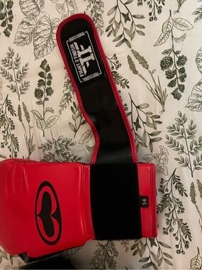 Professional Red Boxing Glove with Wrist Strap, SRH productions